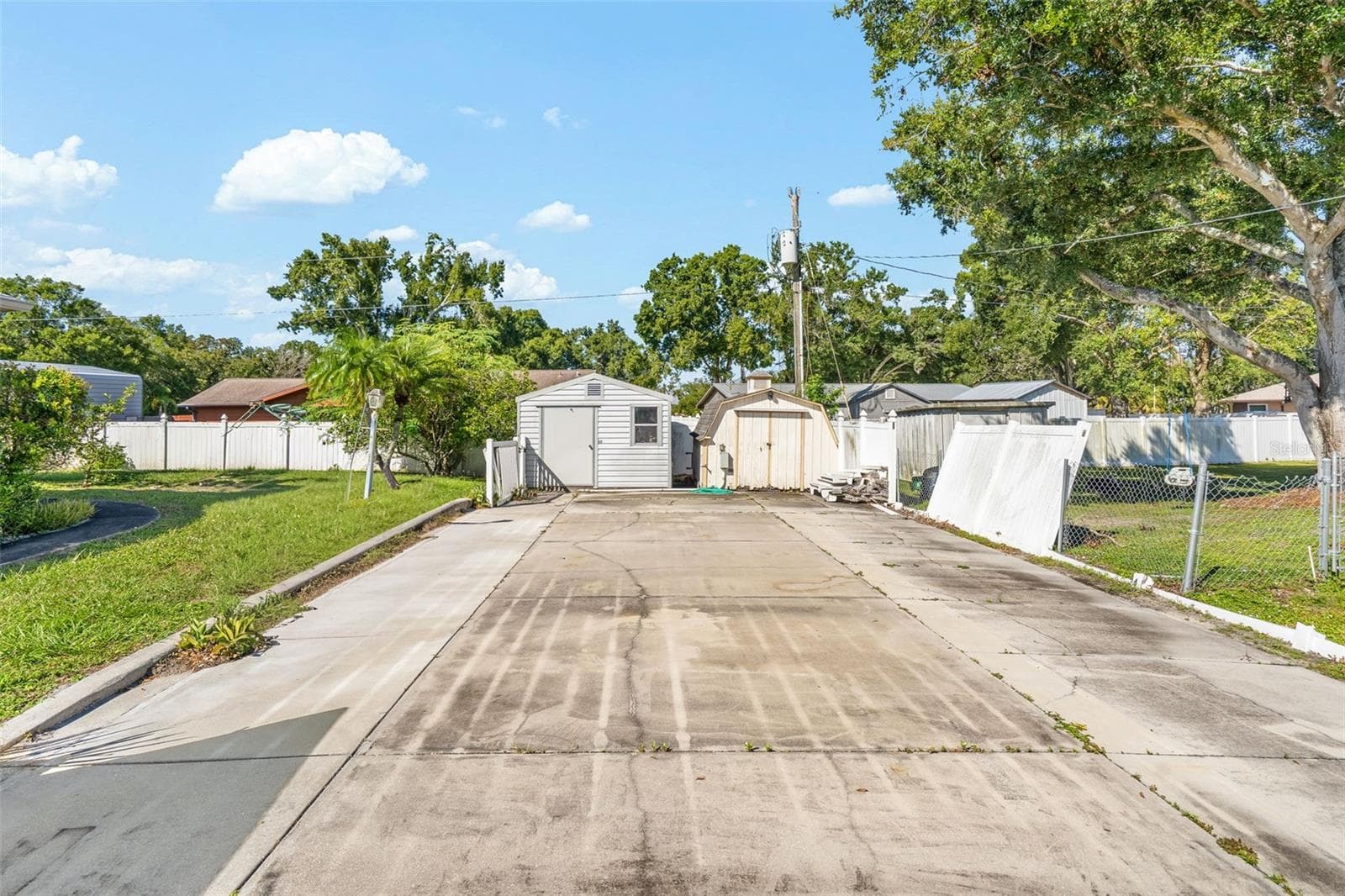 Single Family Residence at 3806 69TH ST E, PALMETTO, photo 33 of 36