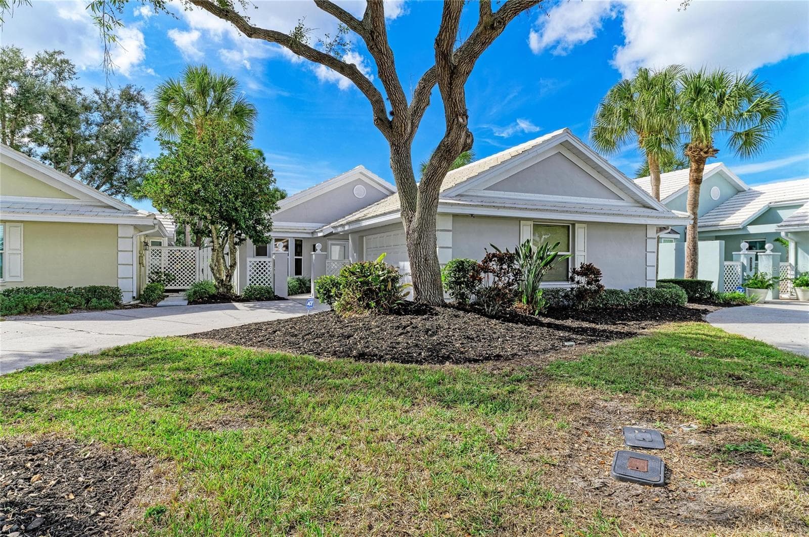 729 BRIGHTSIDE CRESCENT DR #33