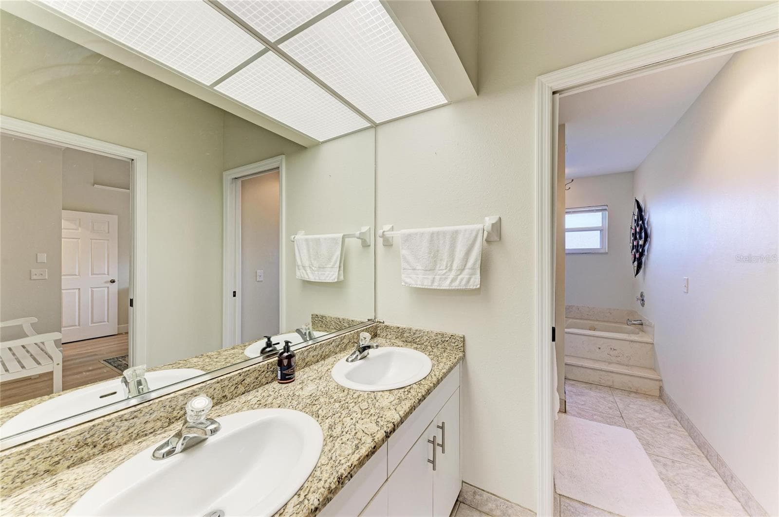 Condominium at 729 BRIGHTSIDE CRESCENT DR #33, VENICE, photo 34 of 86