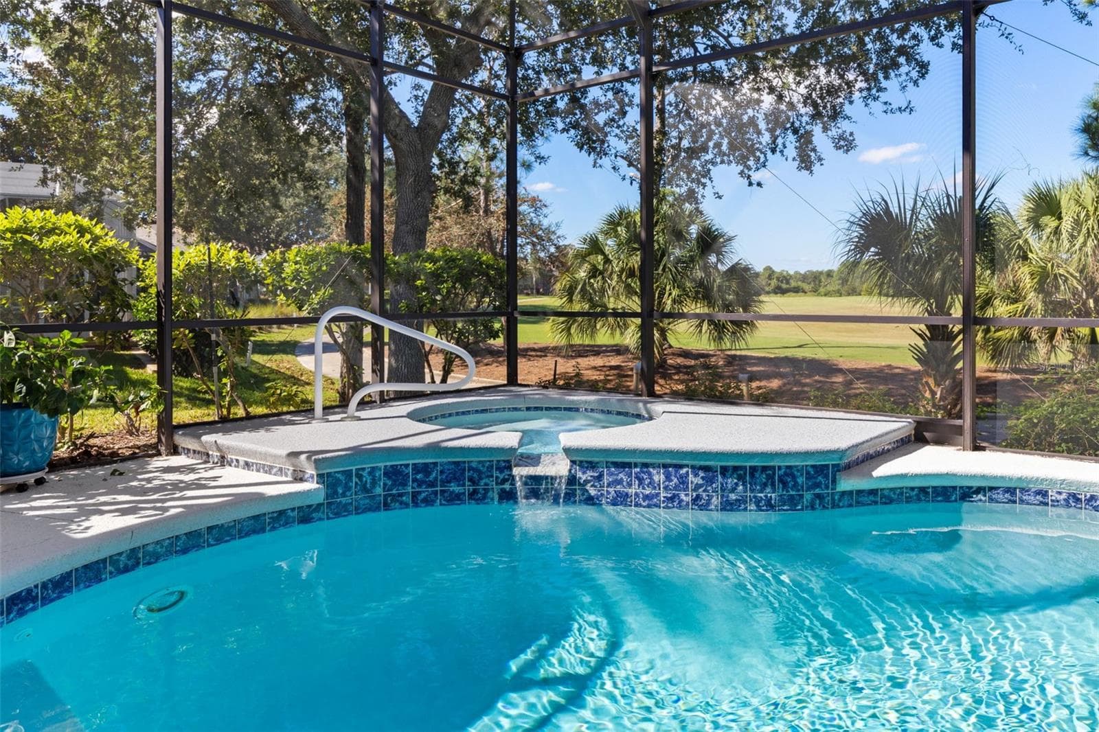 Heated Pool & Spa - 47 EASTLAKE DR, PALM COAST