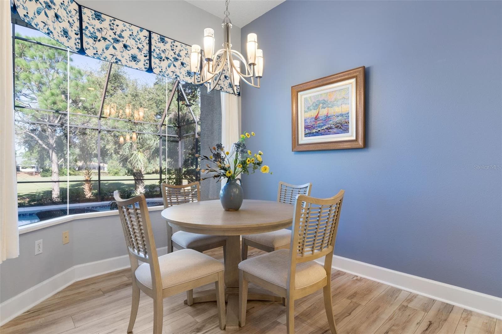 Breakfast Nook - 47 EASTLAKE DR, PALM COAST
