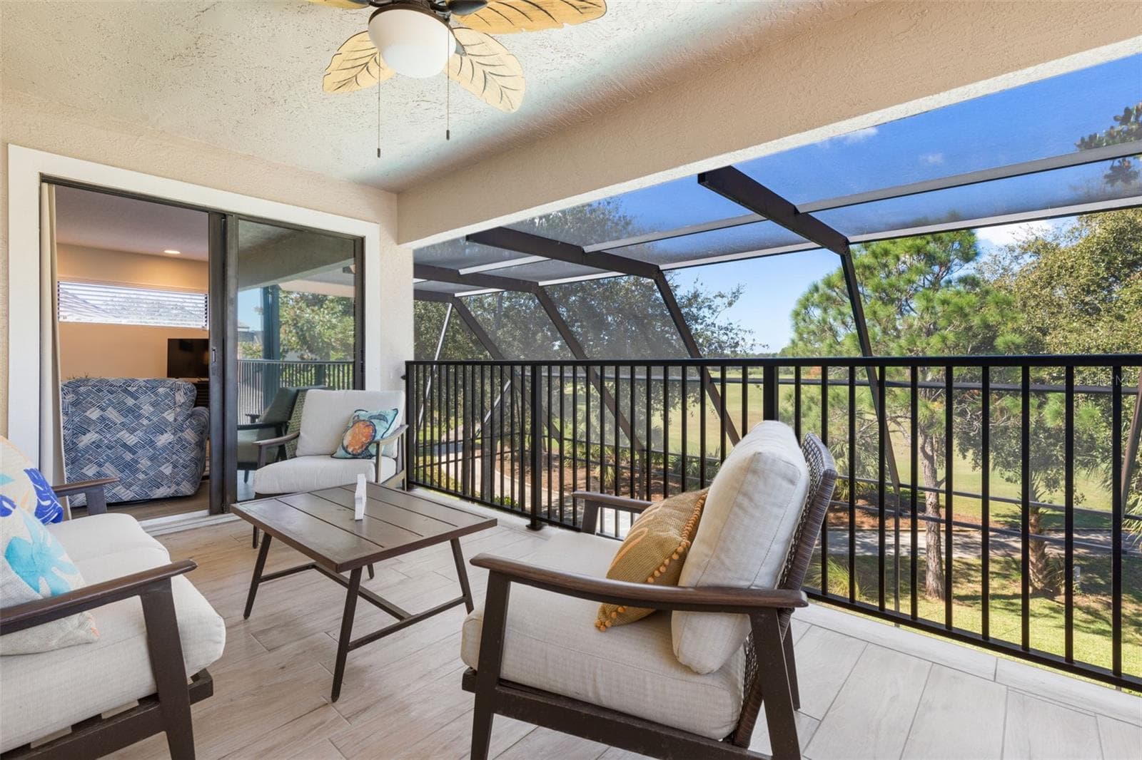 Beautiful Golf Course View - 47 EASTLAKE DR, PALM COAST