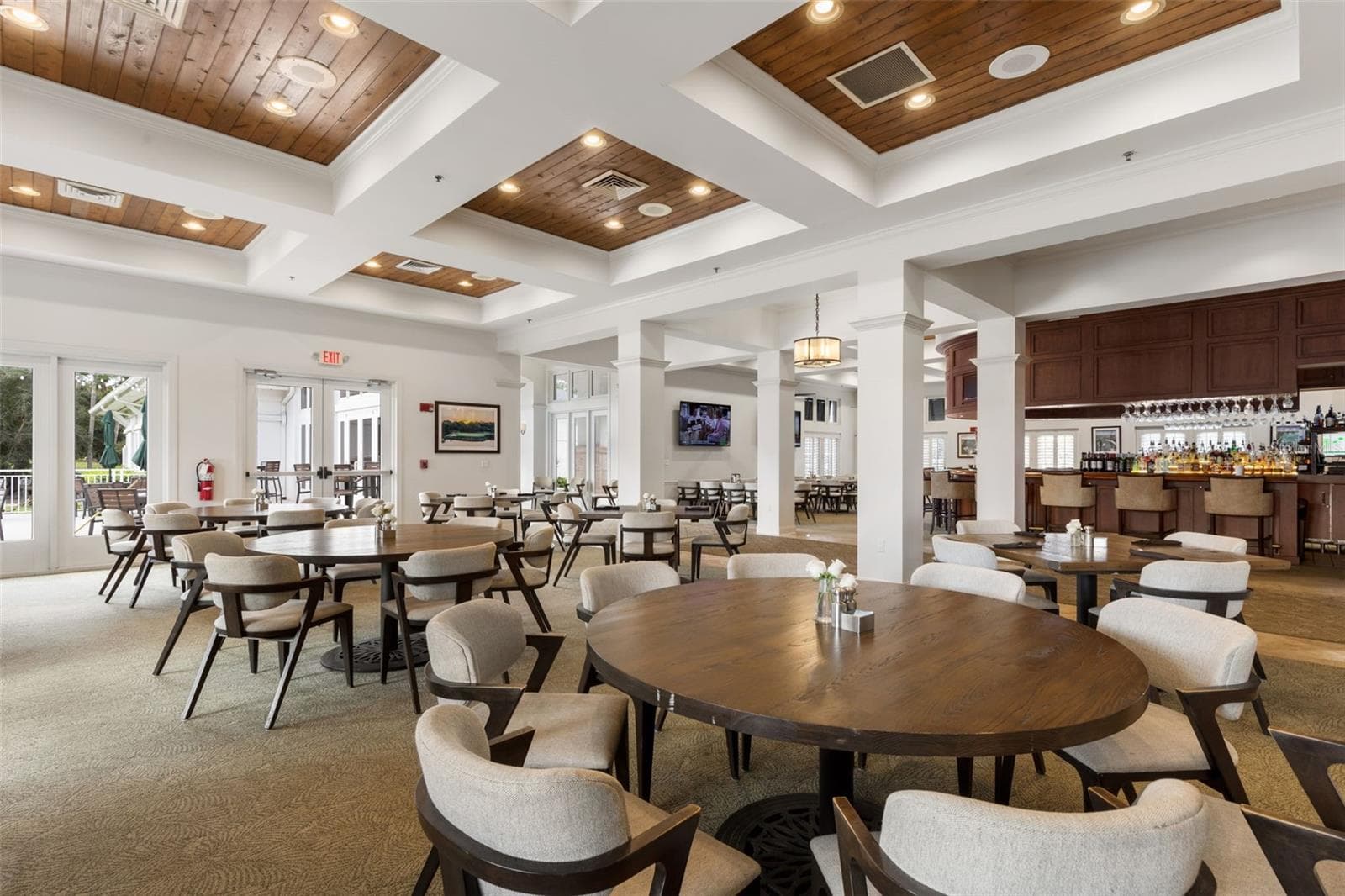 Golf Club Dining - 47 EASTLAKE DR, PALM COAST