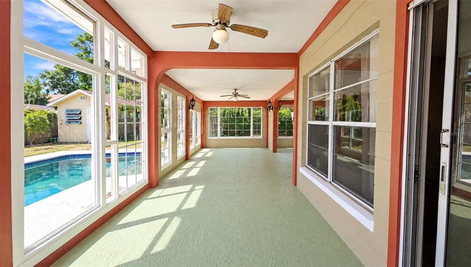 Single Family Residence at 1825 HEATHER AVE, TAMPA, photo 3 of 7
