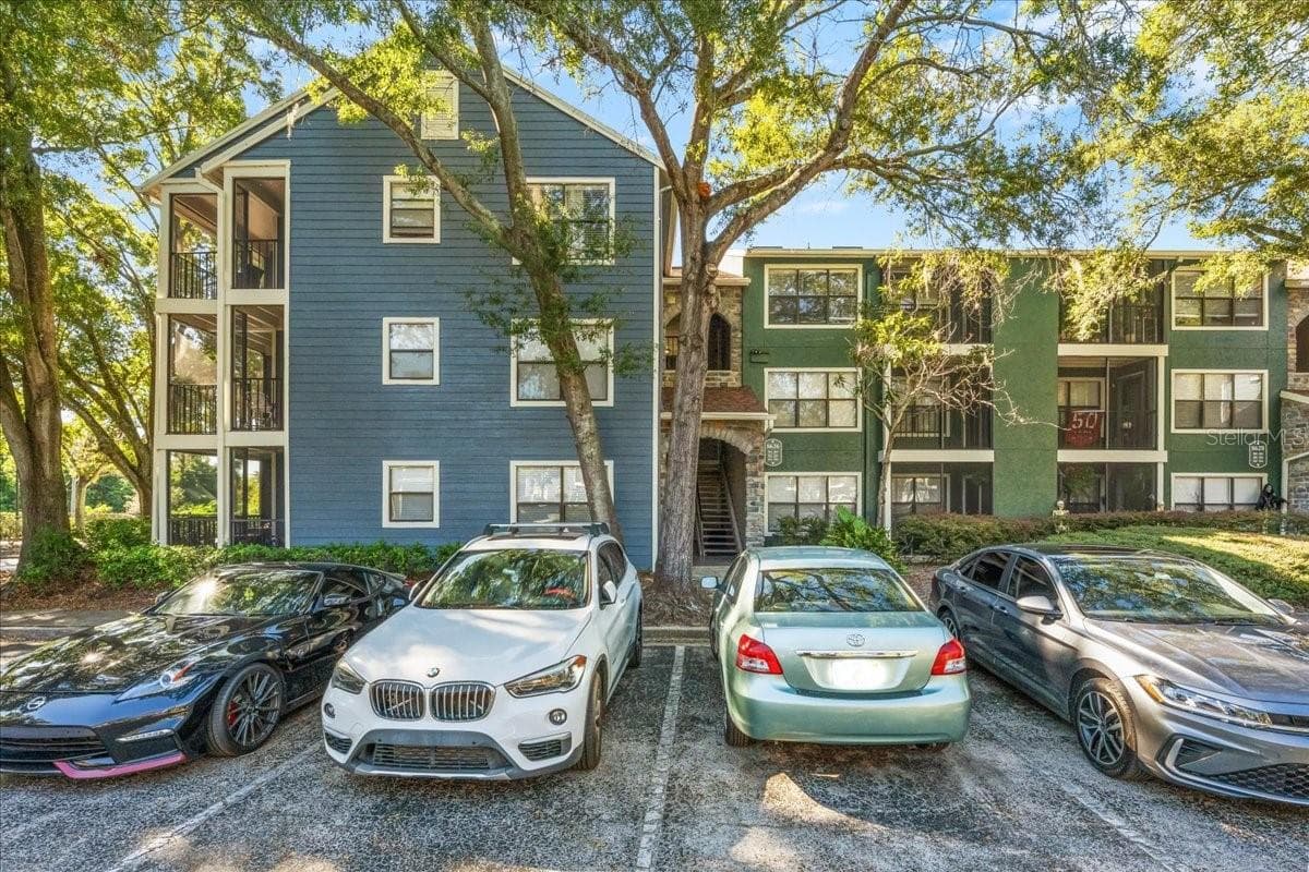 8626 BONAIRE BAY LN #303