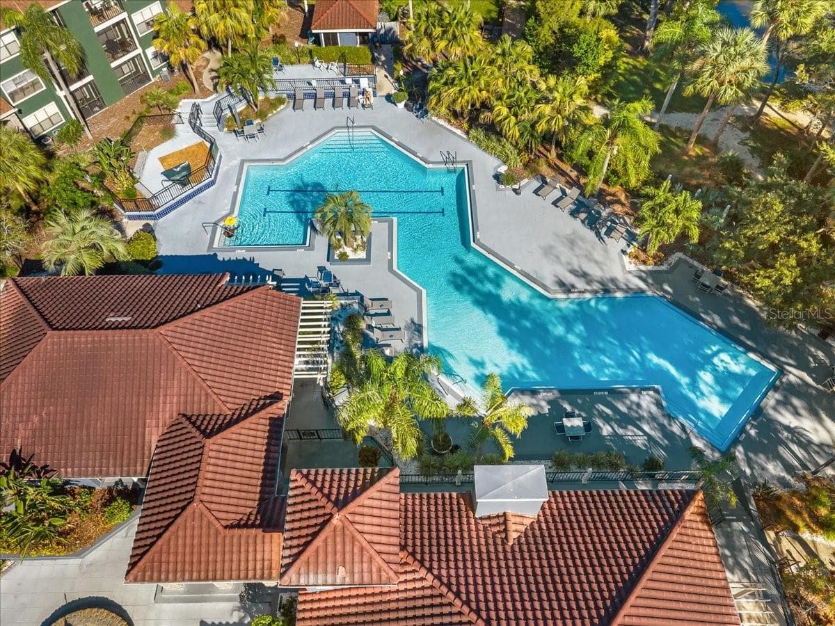 Condominium at 8626 BONAIRE BAY LN #303, TAMPA, photo 9 of 12