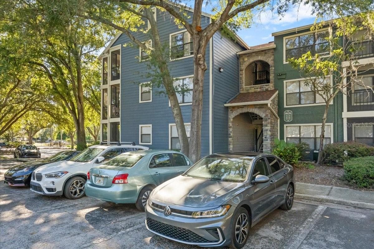 Condominium at 8626 BONAIRE BAY LN #303, TAMPA, photo 12 of 12