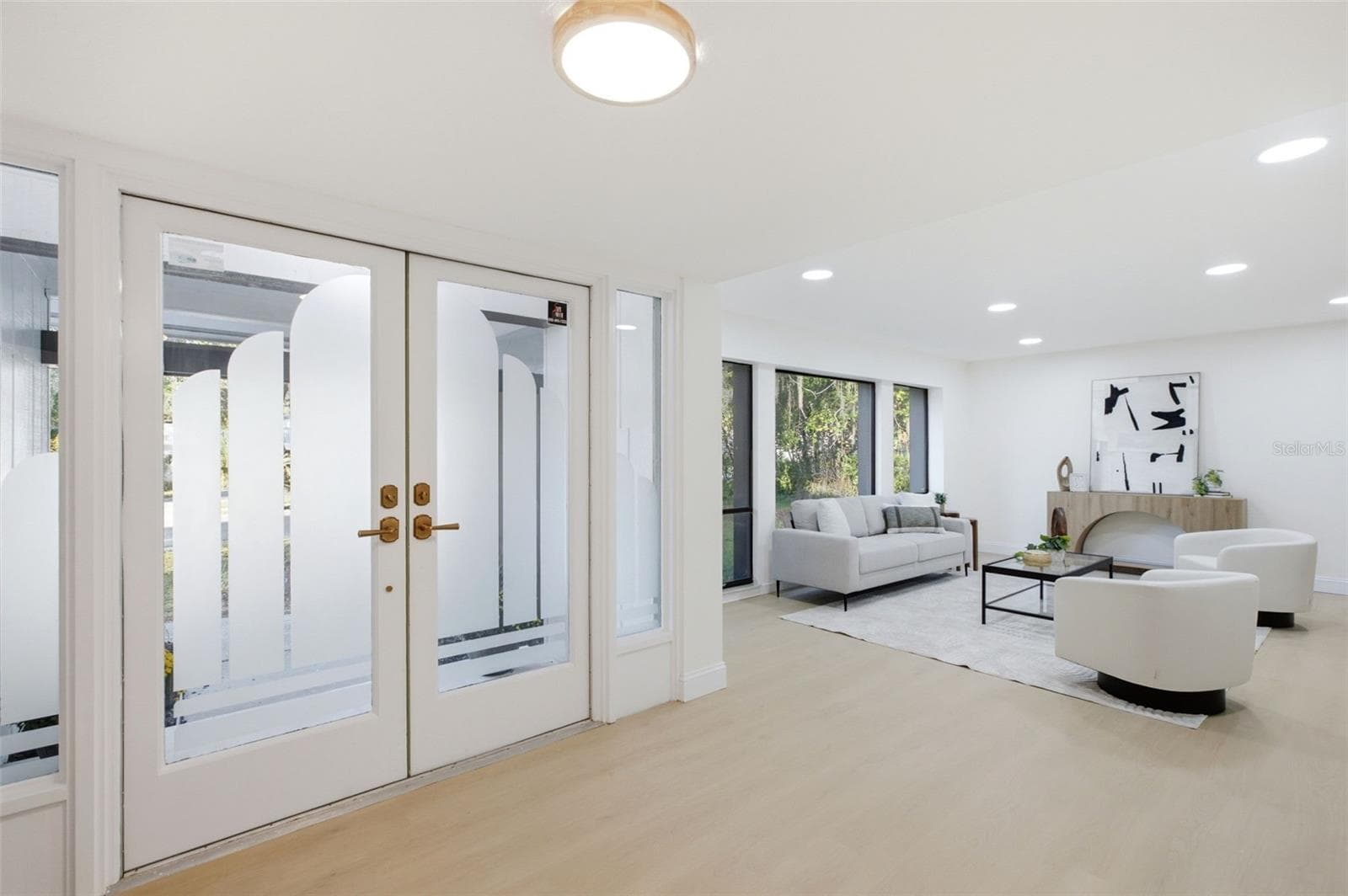 Single Family Residence at 204 W RIDGEWOOD CT, LONGWOOD, photo 4 of 34