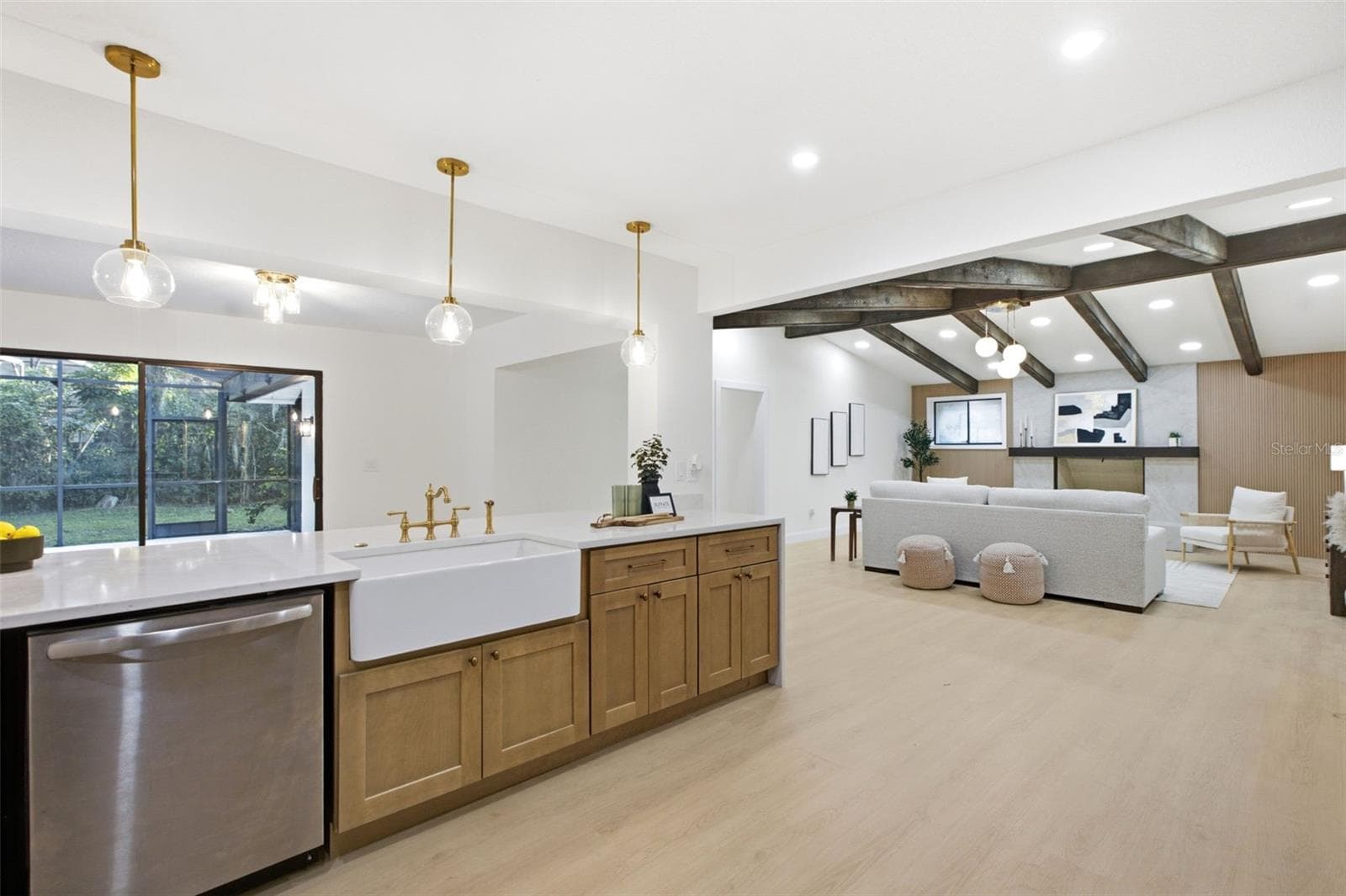 Single Family Residence at 204 W RIDGEWOOD CT, LONGWOOD, photo 9 of 34