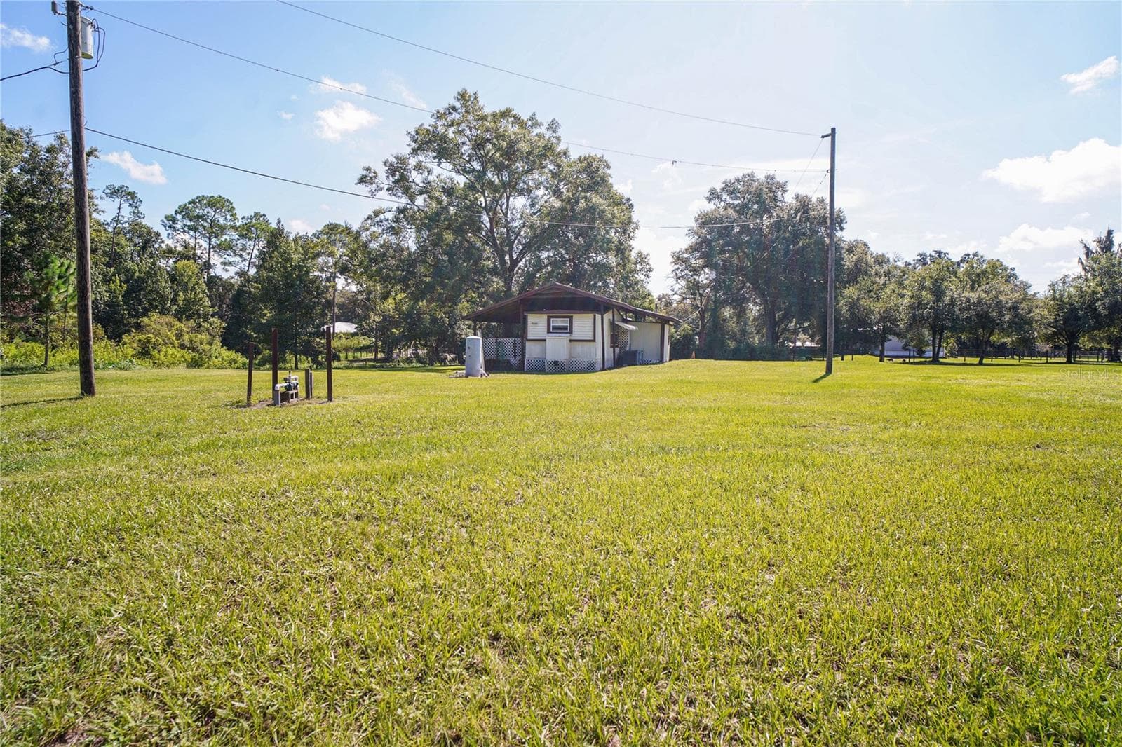 Mobile Home at 8000-8030 BELCHER LN, LAND O LAKES, photo 3 of 32