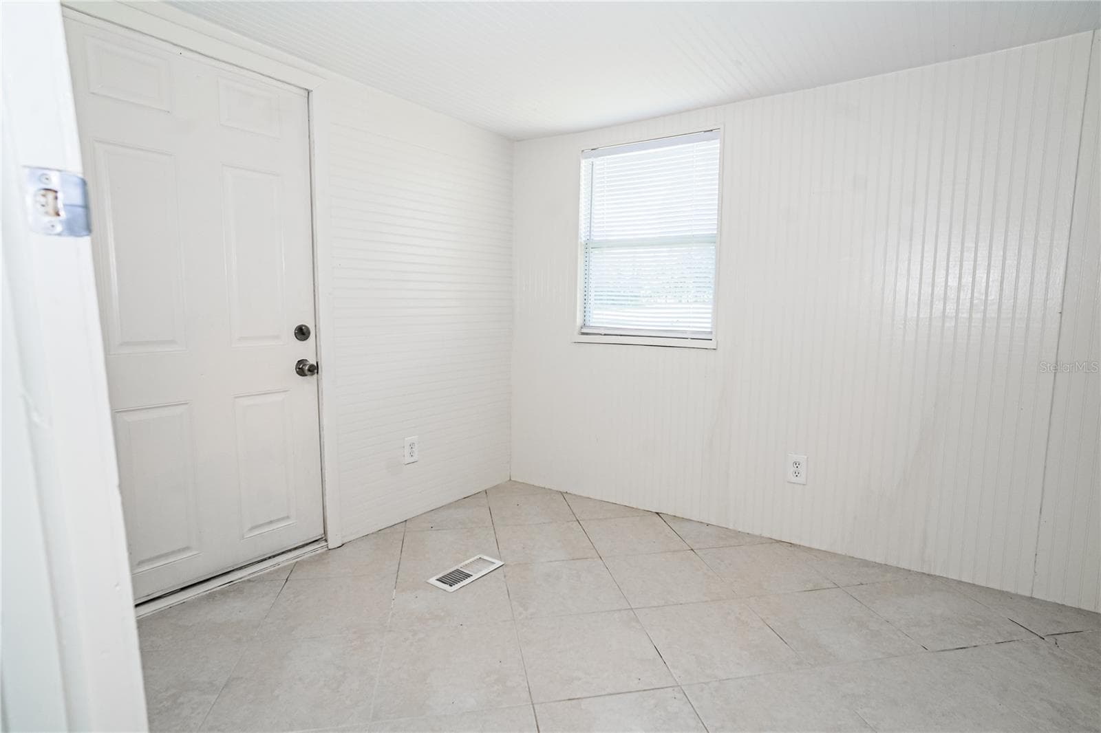 Mobile Home at 8000-8030 BELCHER LN, LAND O LAKES, photo 21 of 32