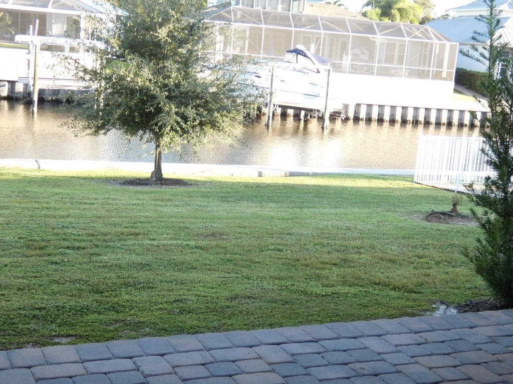Single Family Residence at 958 SIGNET DR, APOLLO BEACH, photo 4 of 61