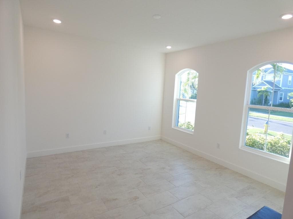 Single Family Residence at 958 SIGNET DR, APOLLO BEACH, photo 5 of 61