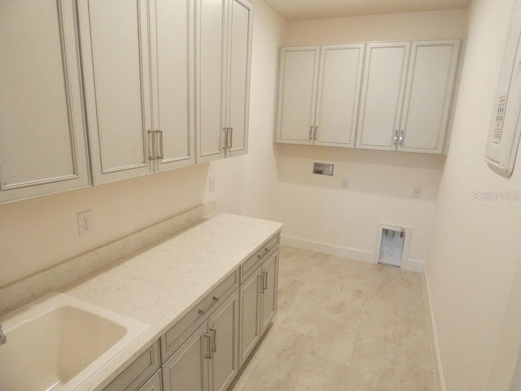 Single Family Residence at 958 SIGNET DR, APOLLO BEACH, photo 8 of 61