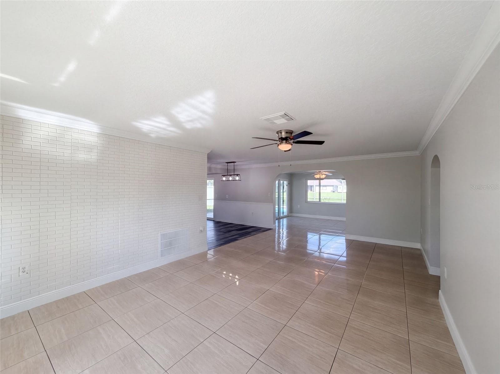 Single Family Residence at 7515 VIENNA LN, PORT RICHEY, photo 8 of 19