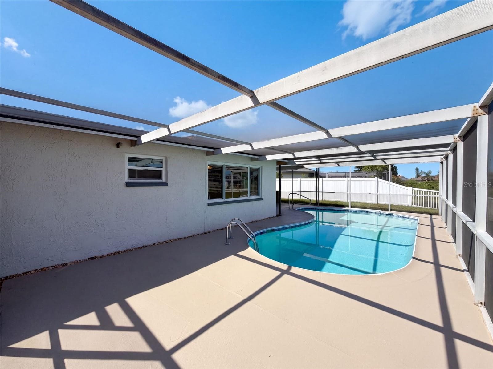 Single Family Residence at 7515 VIENNA LN, PORT RICHEY, photo 16 of 19