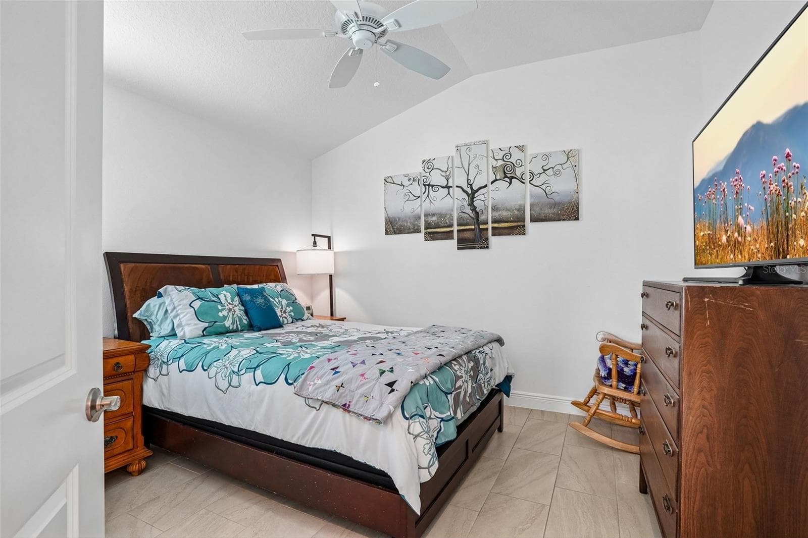 Spare bedroom - 2227 LANDREA LOOP, THE VILLAGES