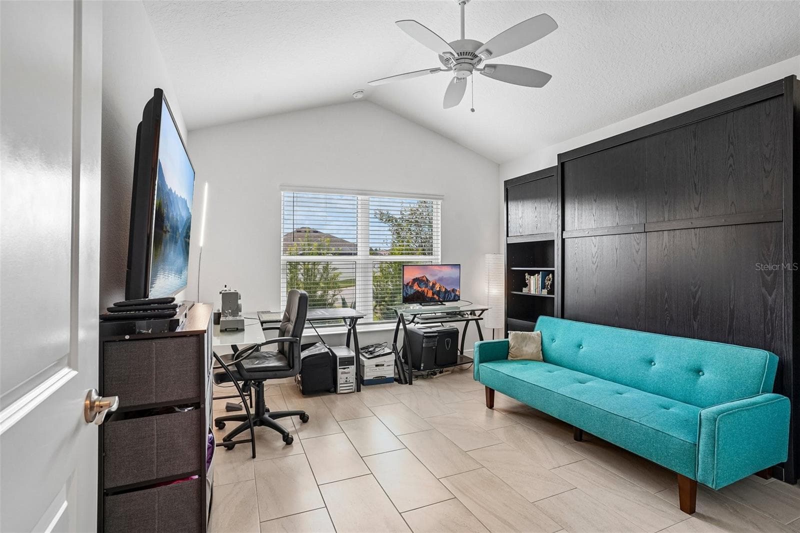Spare bedroom with murphy bed - 2227 LANDREA LOOP, THE VILLAGES