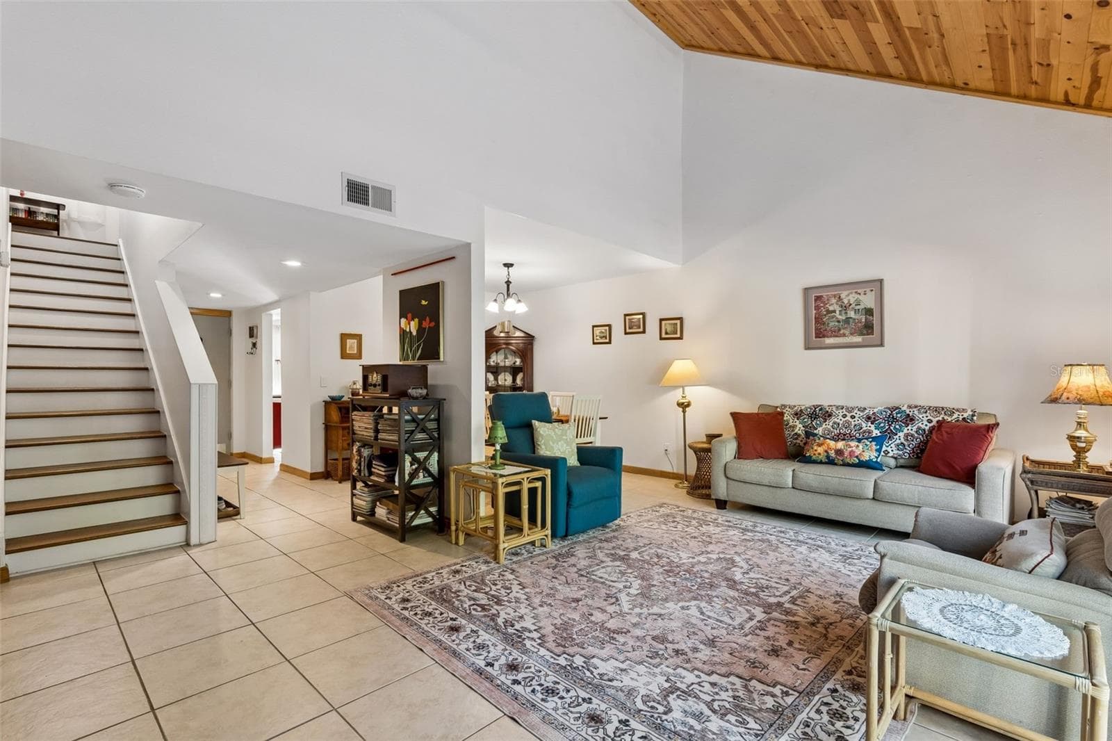 Townhouse at 702 GLASGOW CT, WINTER SPRINGS, photo 7 of 28