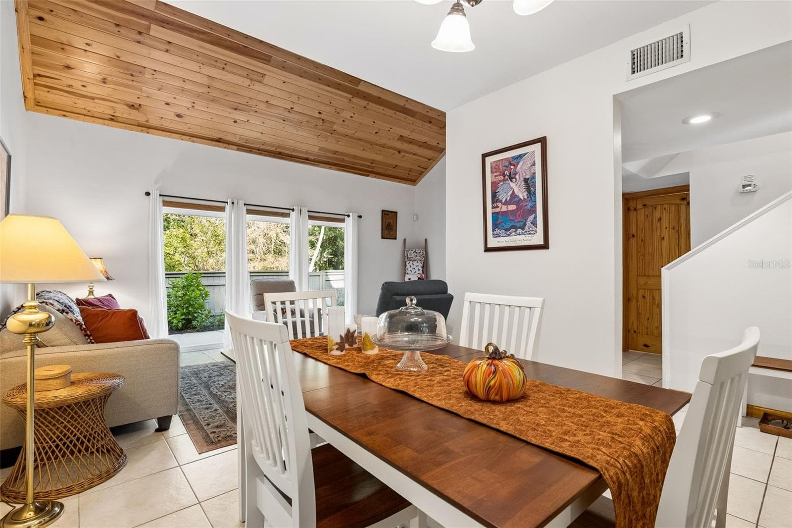 Townhouse at 702 GLASGOW CT, WINTER SPRINGS, photo 8 of 28