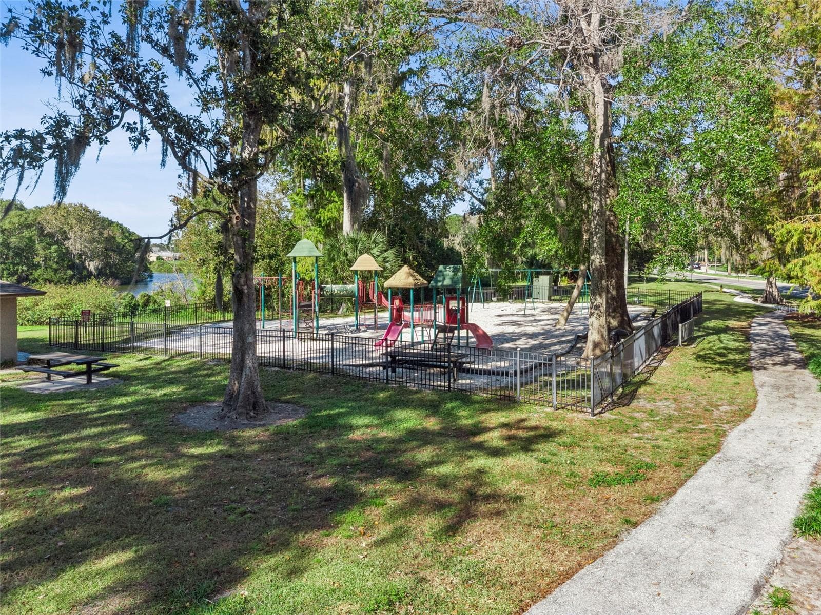 Townhouse at 702 GLASGOW CT, WINTER SPRINGS, photo 25 of 28