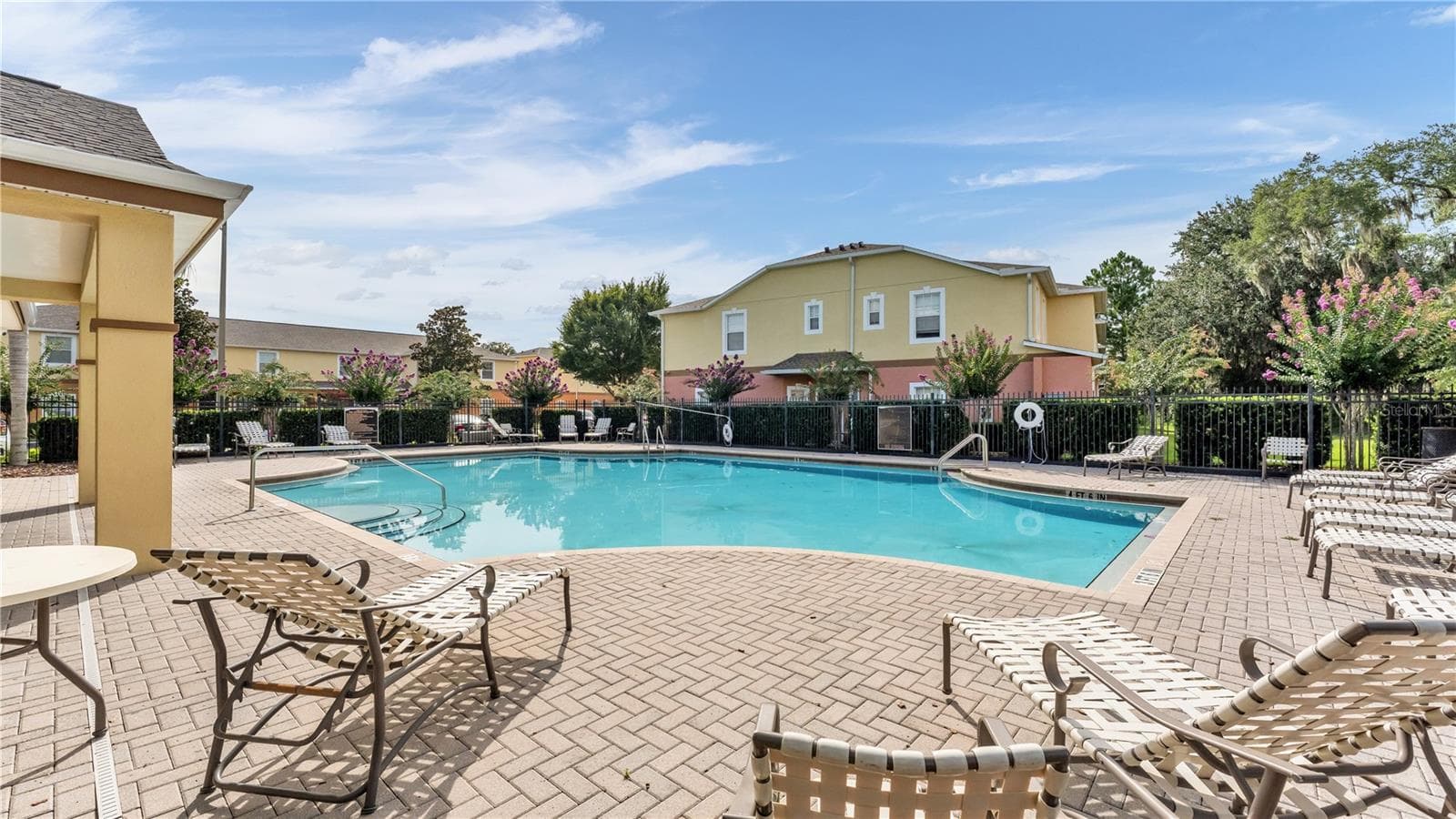 Townhouse at 4171 SHADE TREE LN, LAKELAND, photo 3 of 46