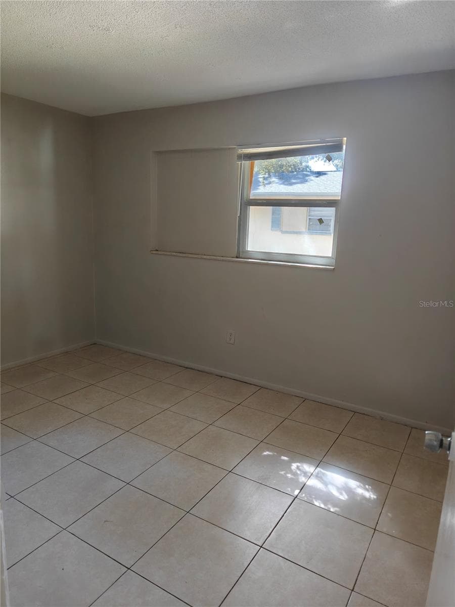 Duplex at 1629 PALM WAY, LARGO, photo 5 of 7