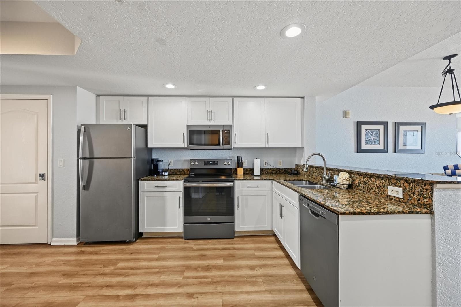 Condo - Hotel at 12000 GULF BLVD #513S, TREASURE ISLAND, photo 11 of 61