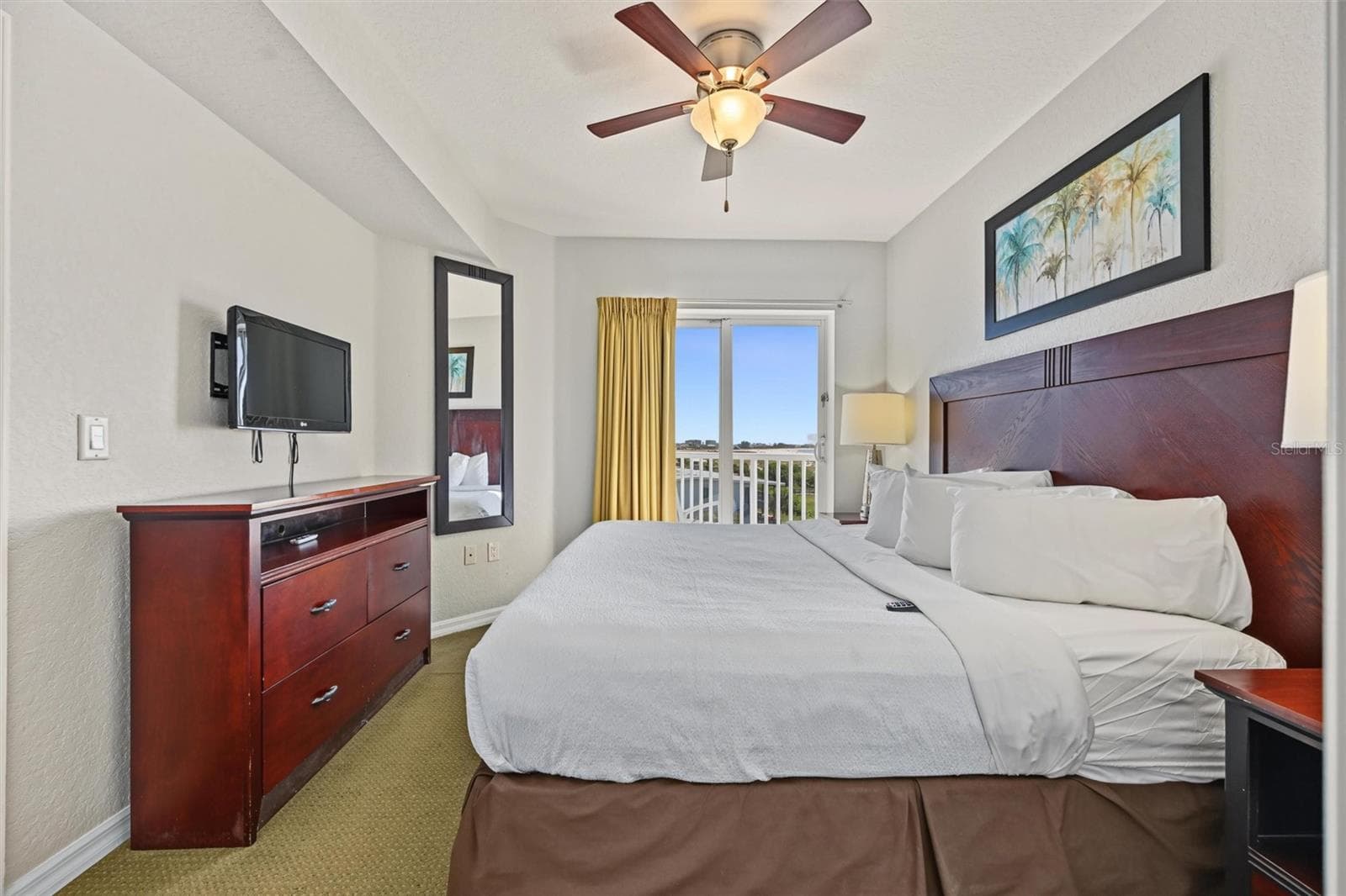 Condo - Hotel at 12000 GULF BLVD #513S, TREASURE ISLAND, photo 25 of 61