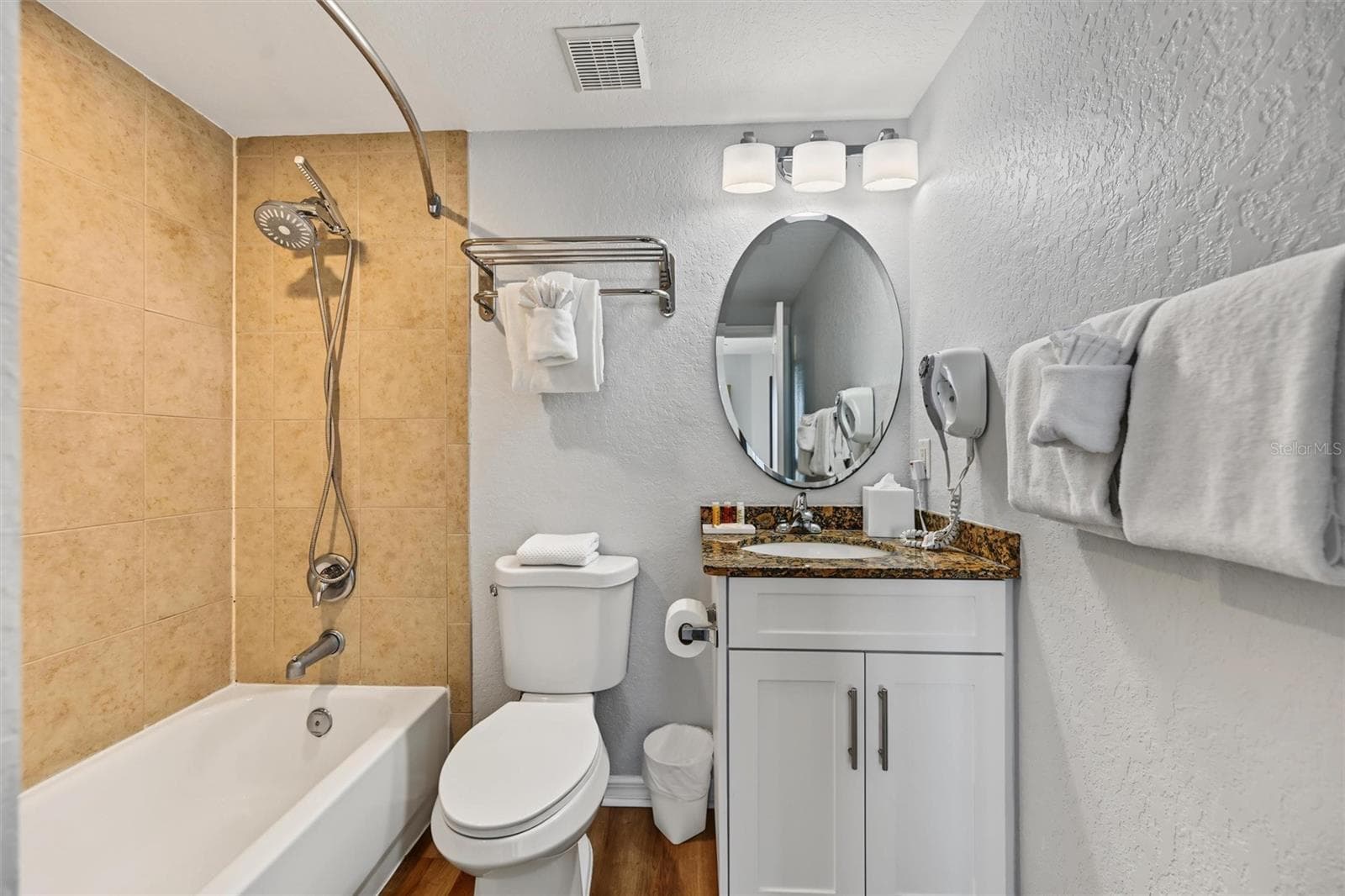 Condo - Hotel at 12000 GULF BLVD #513S, TREASURE ISLAND, photo 27 of 61