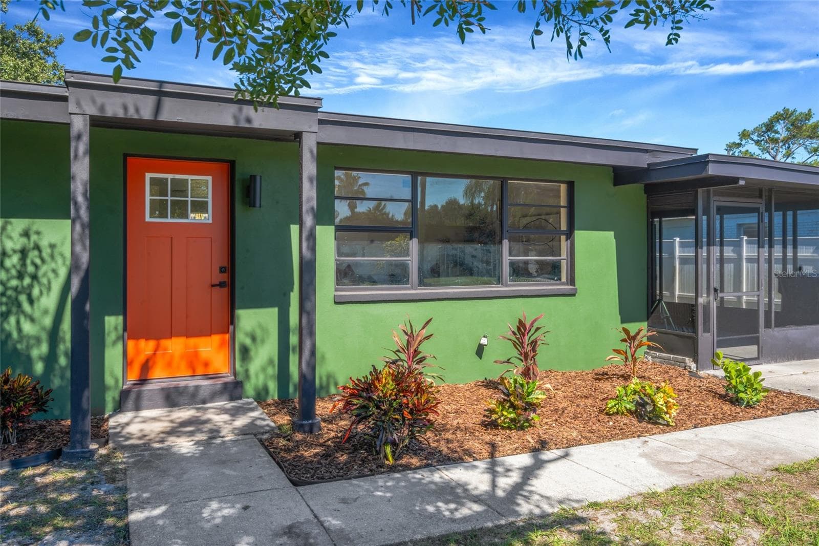 Single Family Residence at 4003 W MONTGOMERY TER, TAMPA, photo 4 of 29