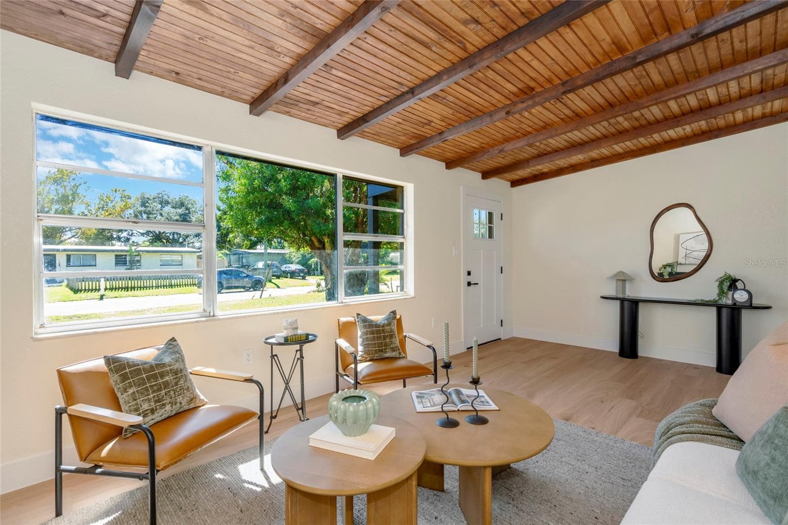Single Family Residence at 4003 W MONTGOMERY TER, TAMPA, photo 9 of 29