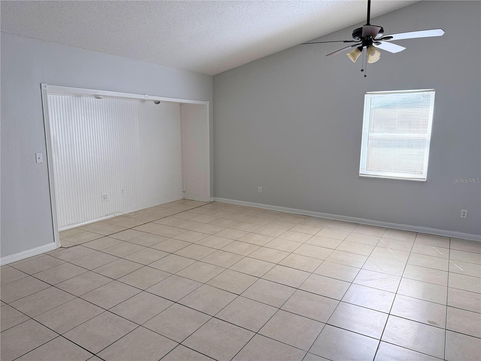 Single Family Residence at 10309 PARKCREST DR, TAMPA, photo 11 of 20