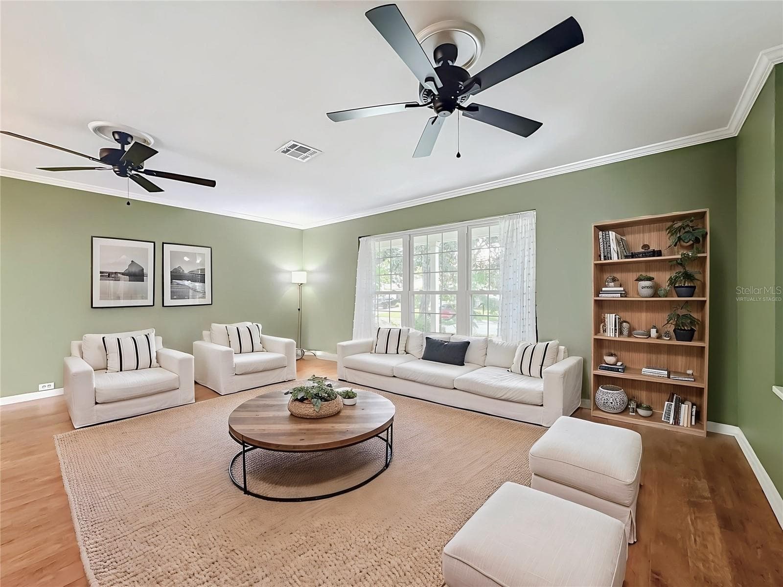 Virtually staged living rm - 3120 SWAN LN, SAFETY HARBOR
