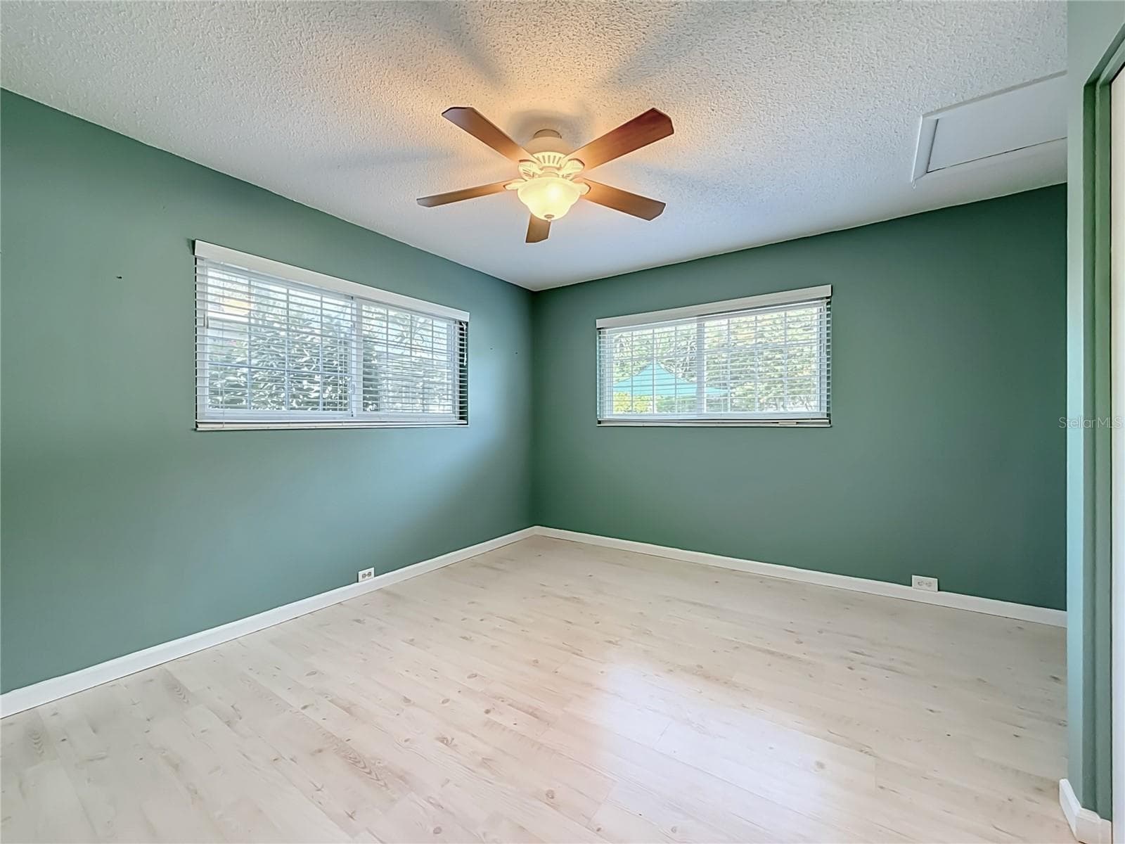 BR 3 - 3120 SWAN LN, SAFETY HARBOR