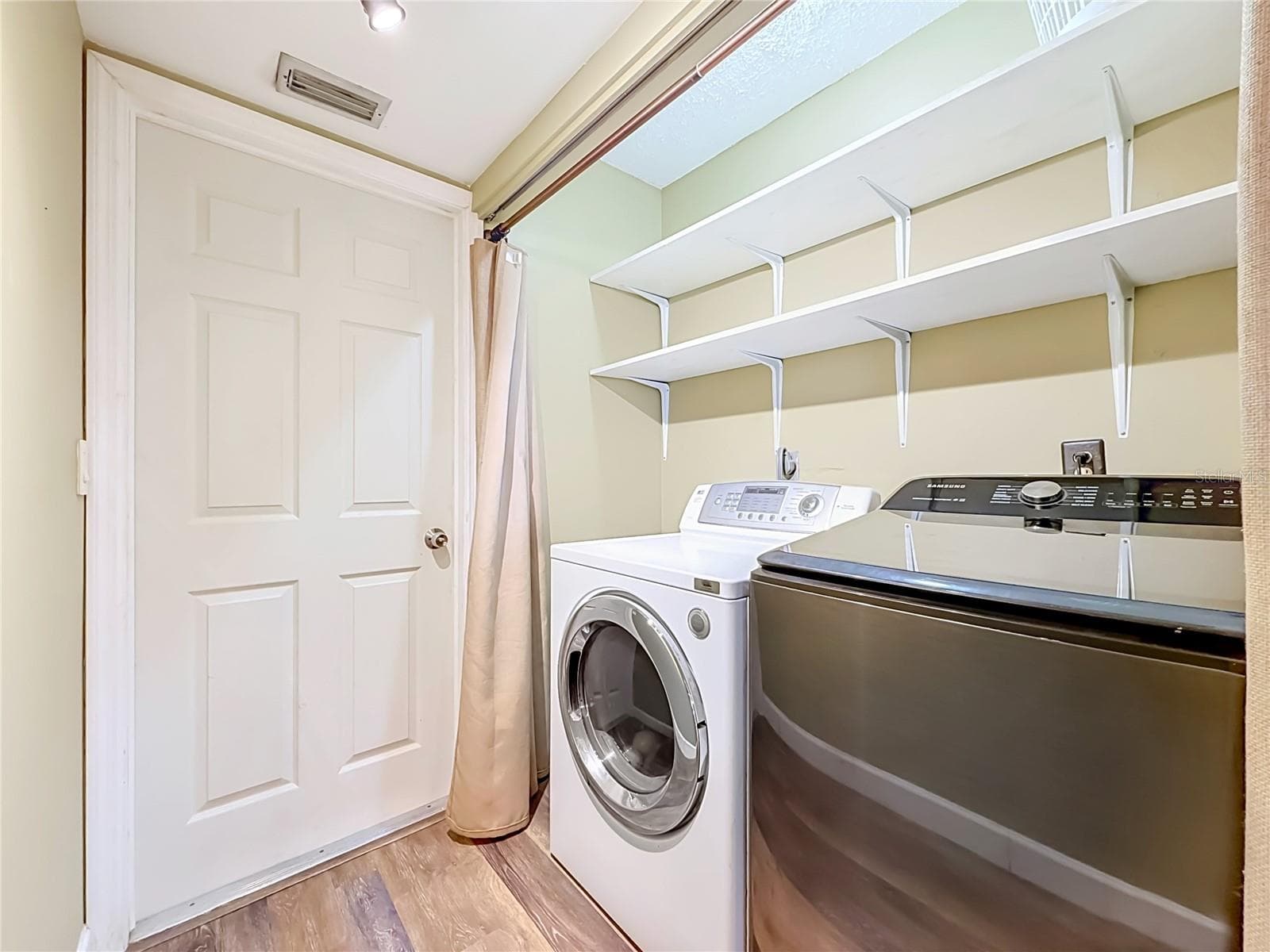 Laundry area - 3120 SWAN LN, SAFETY HARBOR