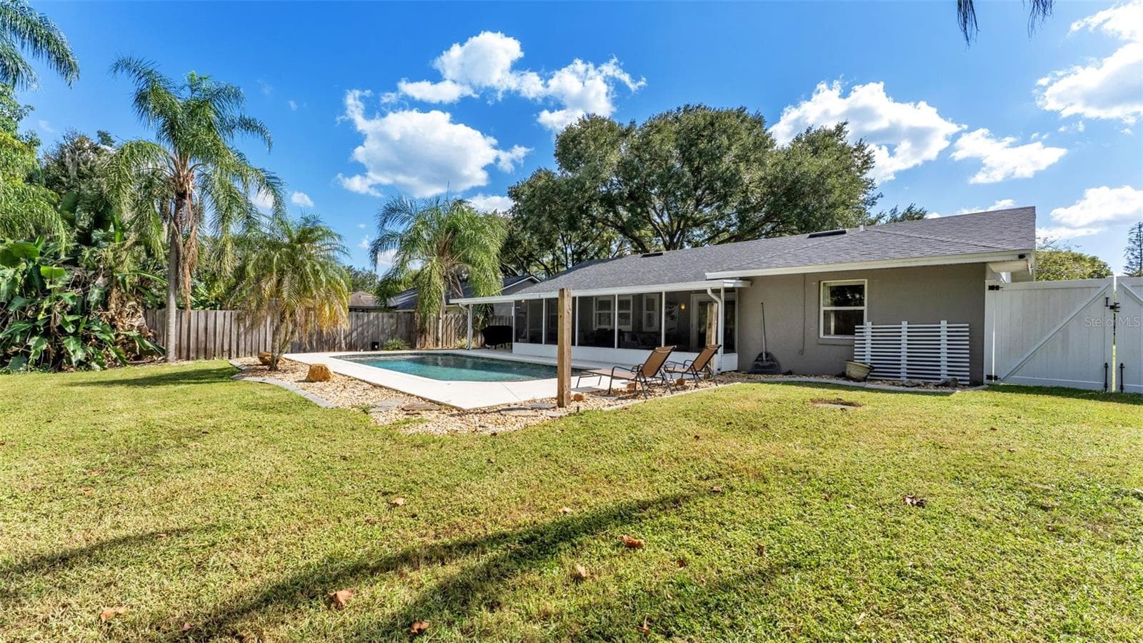 Single Family Residence at 2314 EASTMEADOWS CT, LAKELAND, photo 40 of 51