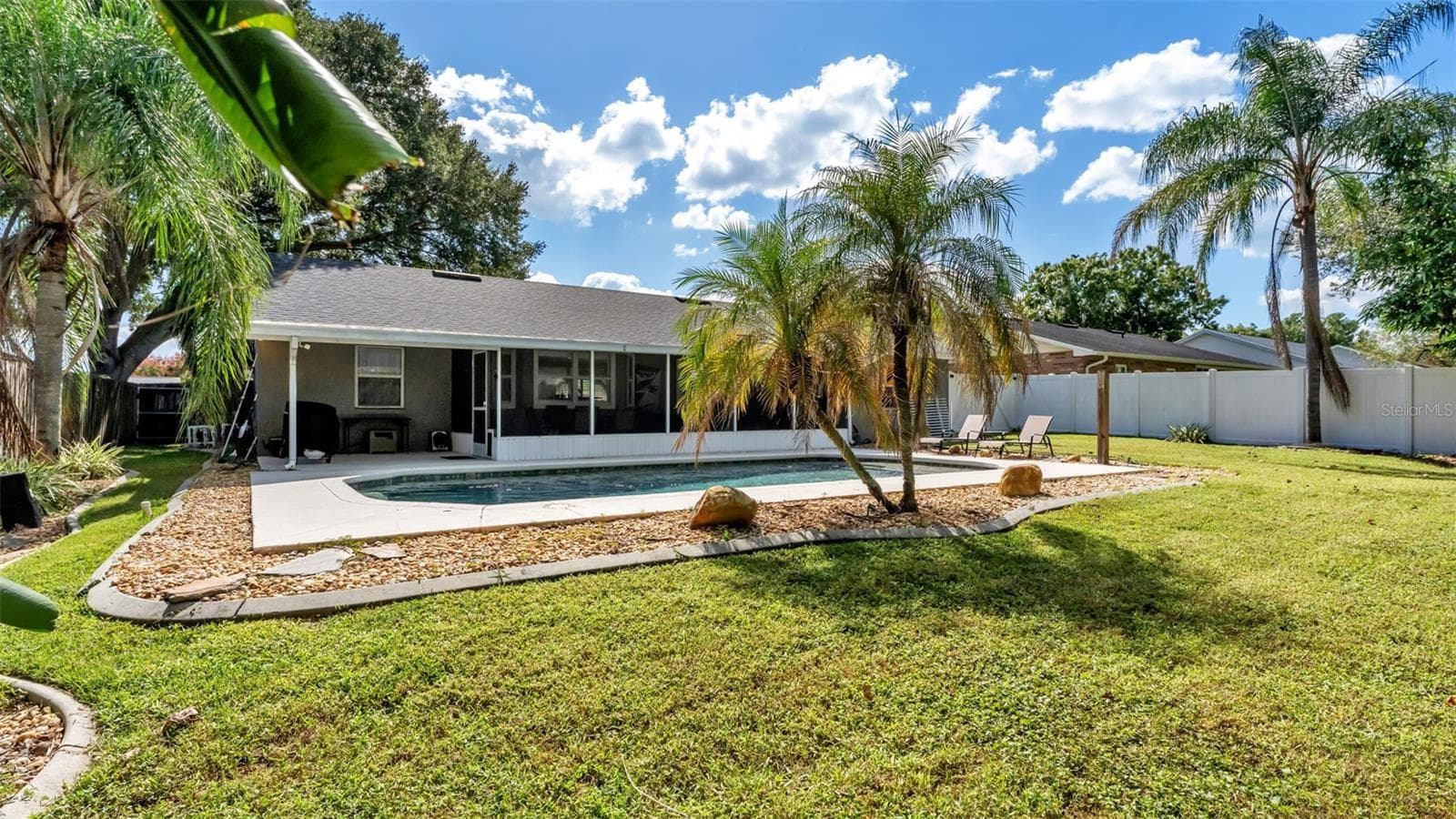 Single Family Residence at 2314 EASTMEADOWS CT, LAKELAND, photo 41 of 51