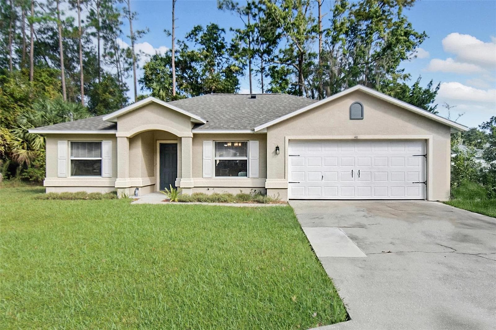 Single Family Residence at 40 RYMER LN, PALM COAST, photo 2 of 39