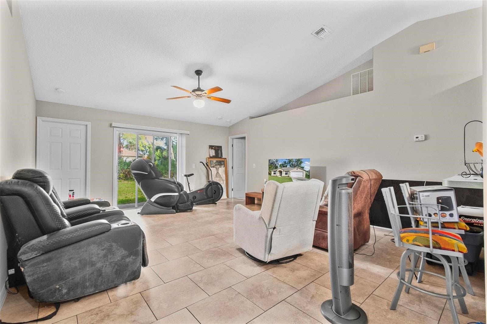 Single Family Residence at 40 RYMER LN, PALM COAST, photo 8 of 39