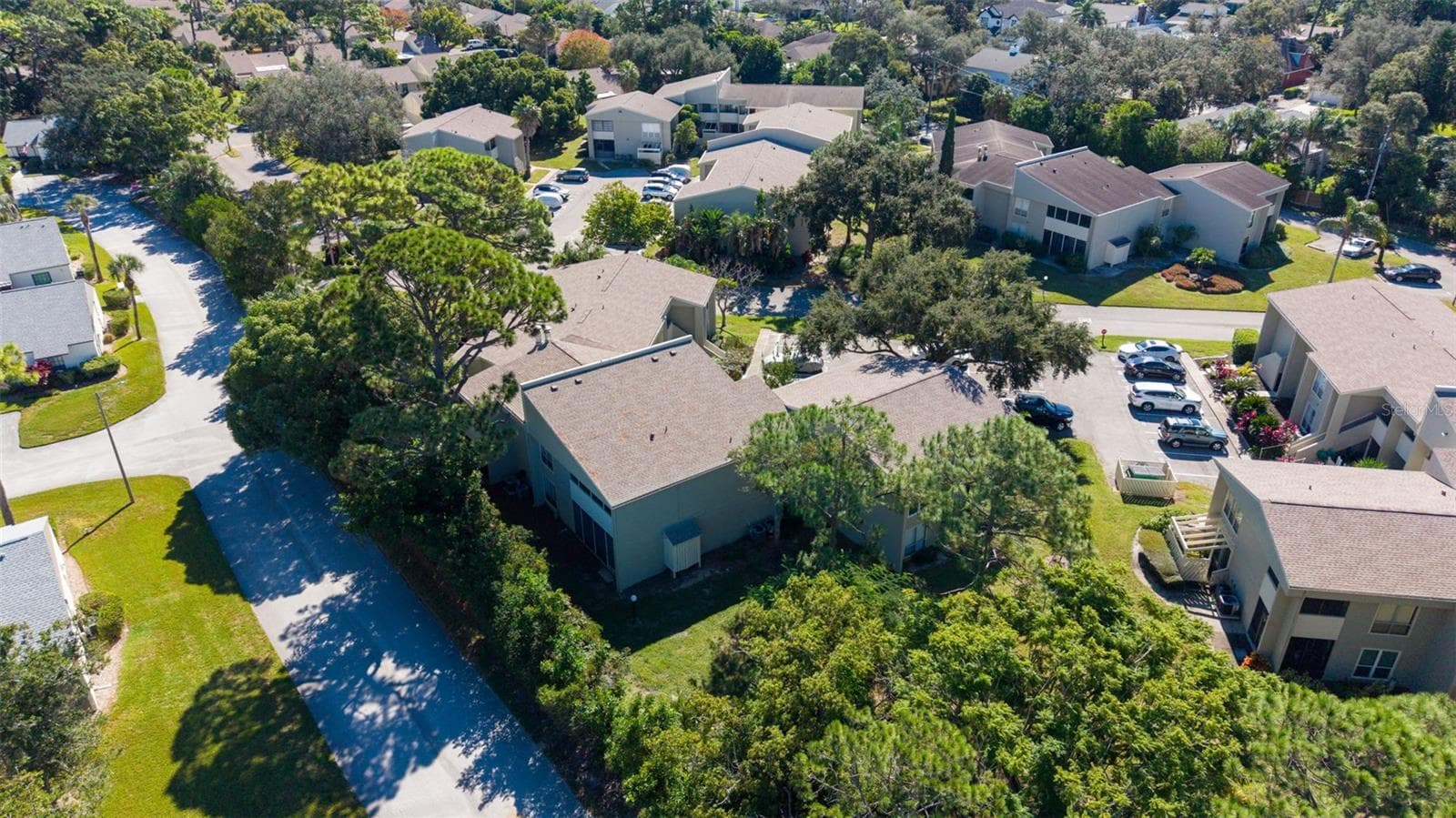 Condominium at 503 WINDRUSH BAY DR, TARPON SPRINGS, photo 39 of 66