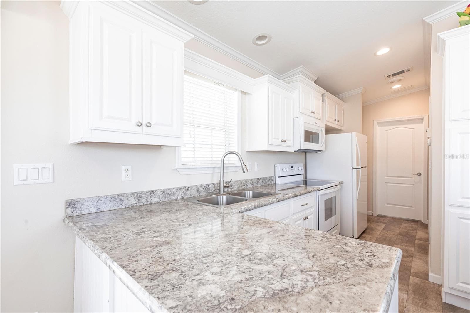 Kitchen counter space - 1329 TROUT, PUNTA GORDA