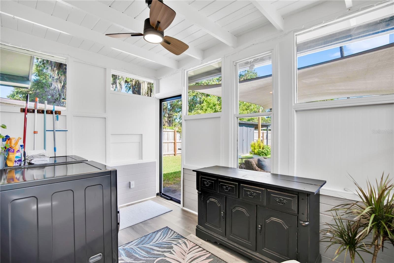 Florida room - 735 MAGNOLIA AVE, HOLLY HILL