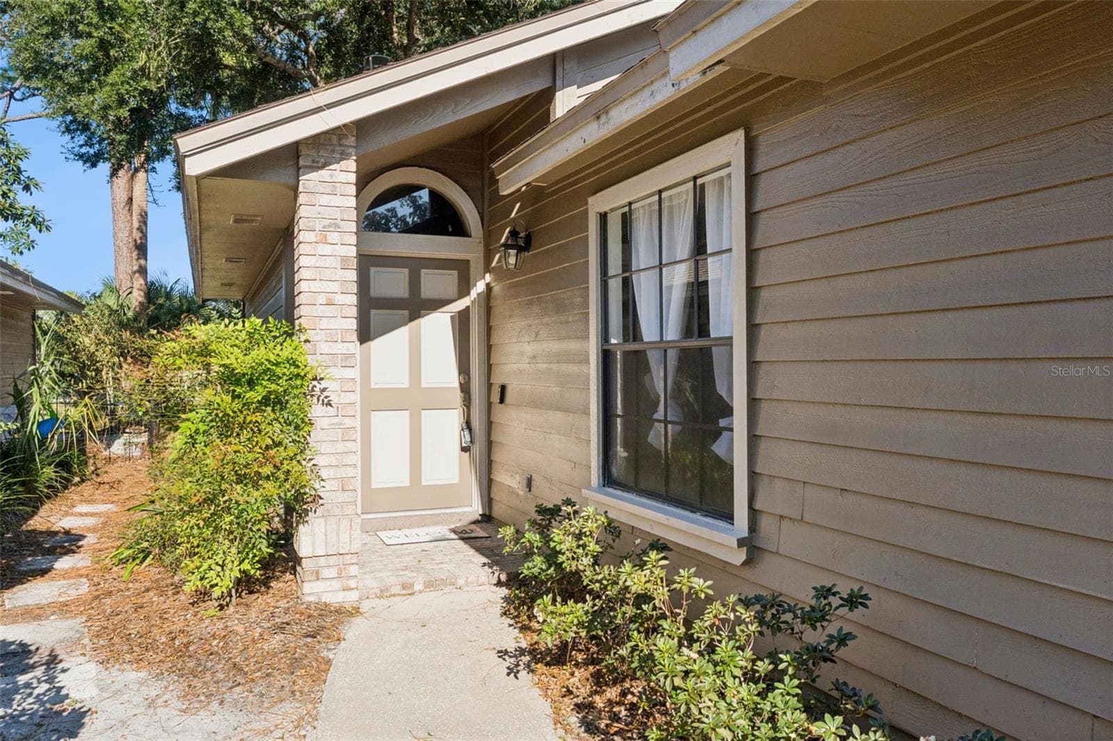 Single Family Residence at 259 W SABAL PALM PL, LONGWOOD, photo 4 of 51