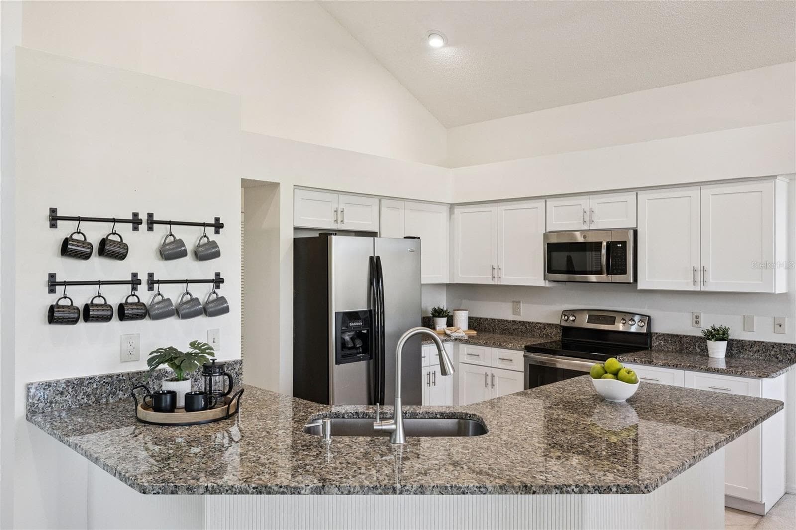 Single Family Residence at 259 W SABAL PALM PL, LONGWOOD, photo 18 of 51