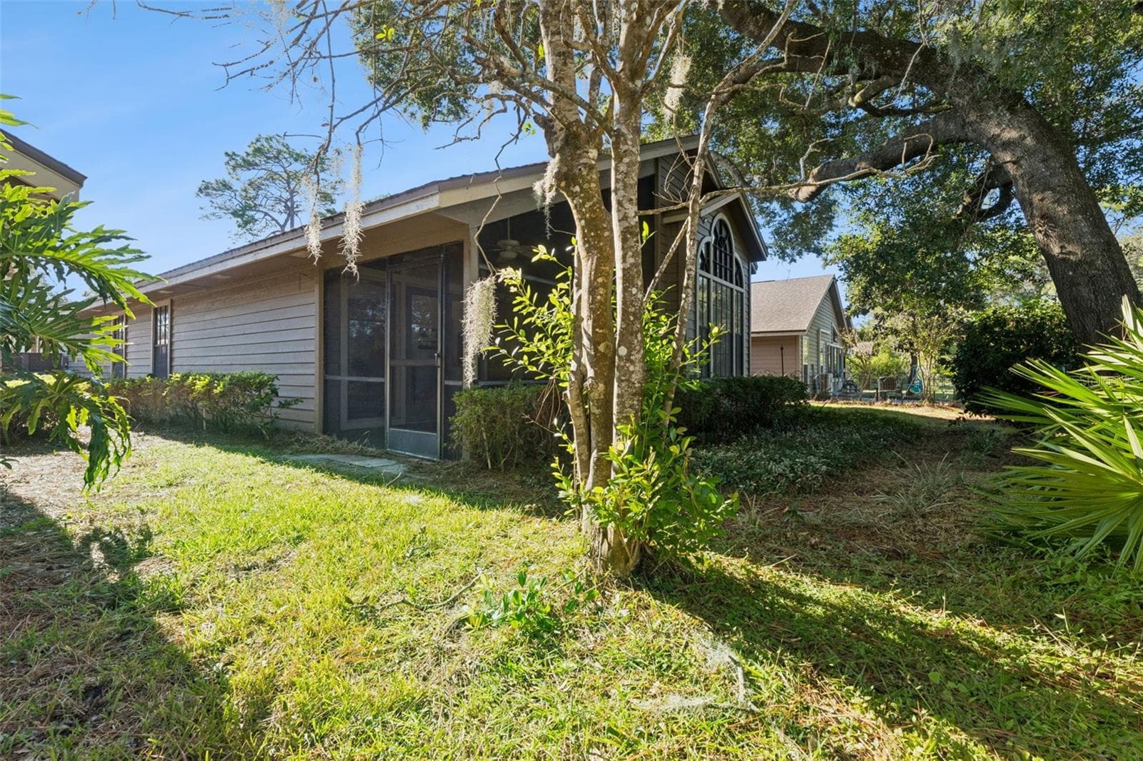 Single Family Residence at 259 W SABAL PALM PL, LONGWOOD, photo 39 of 51