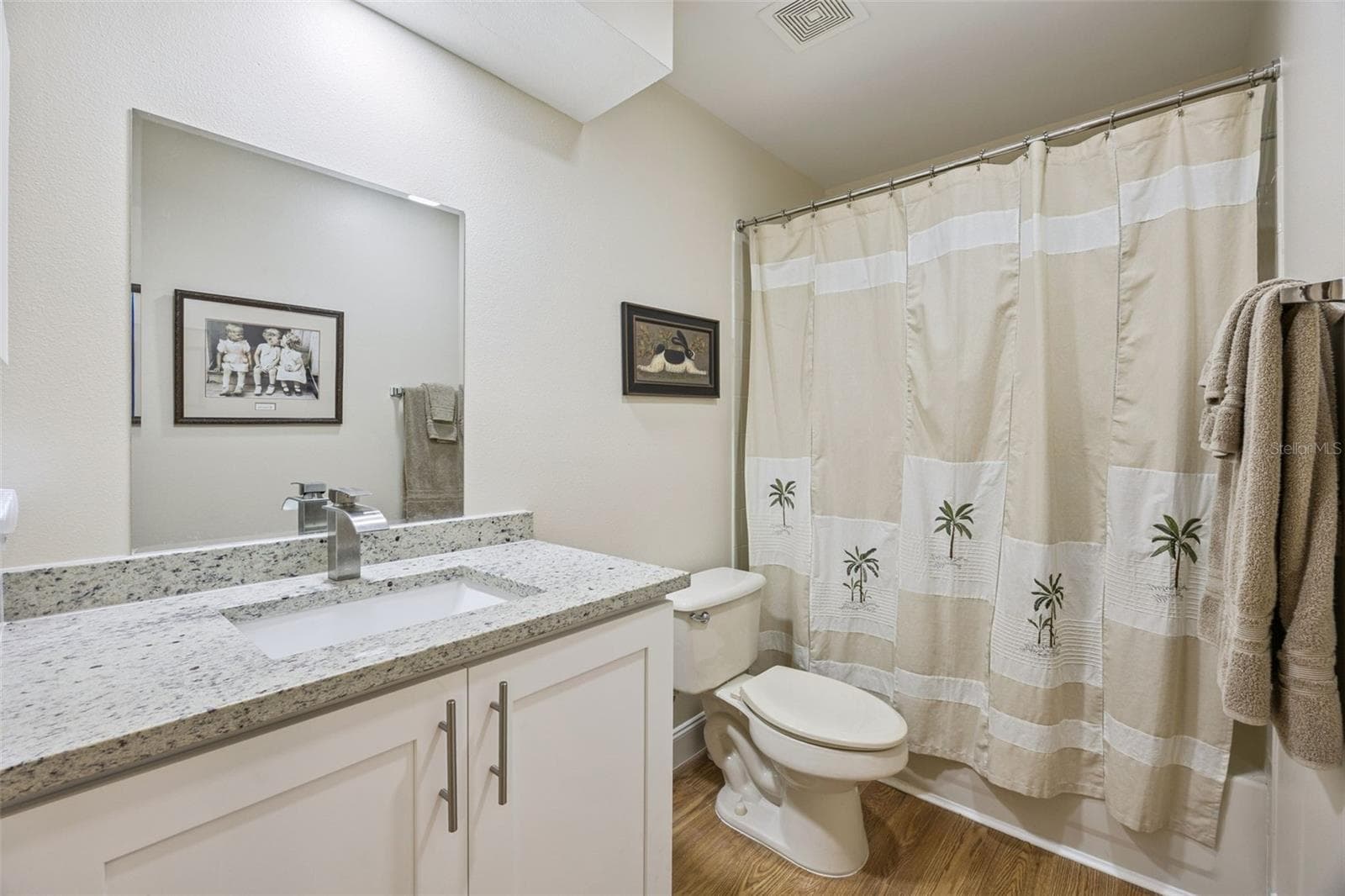 Guest Bathroom with new vanity - 5853 PRINCESS CAROLINE PL, LEESBURG
