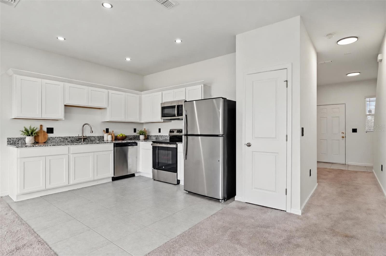 Virtually Staged - 5931 CHESTNUT GROVE PL, ST CLOUD