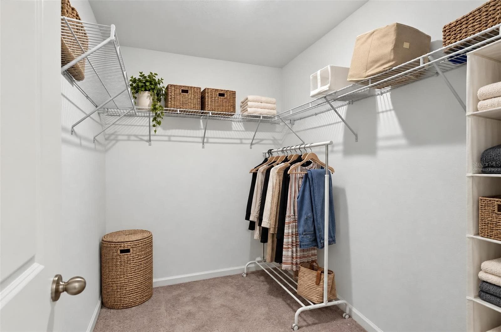 Virtually Staged - 5931 CHESTNUT GROVE PL, ST CLOUD