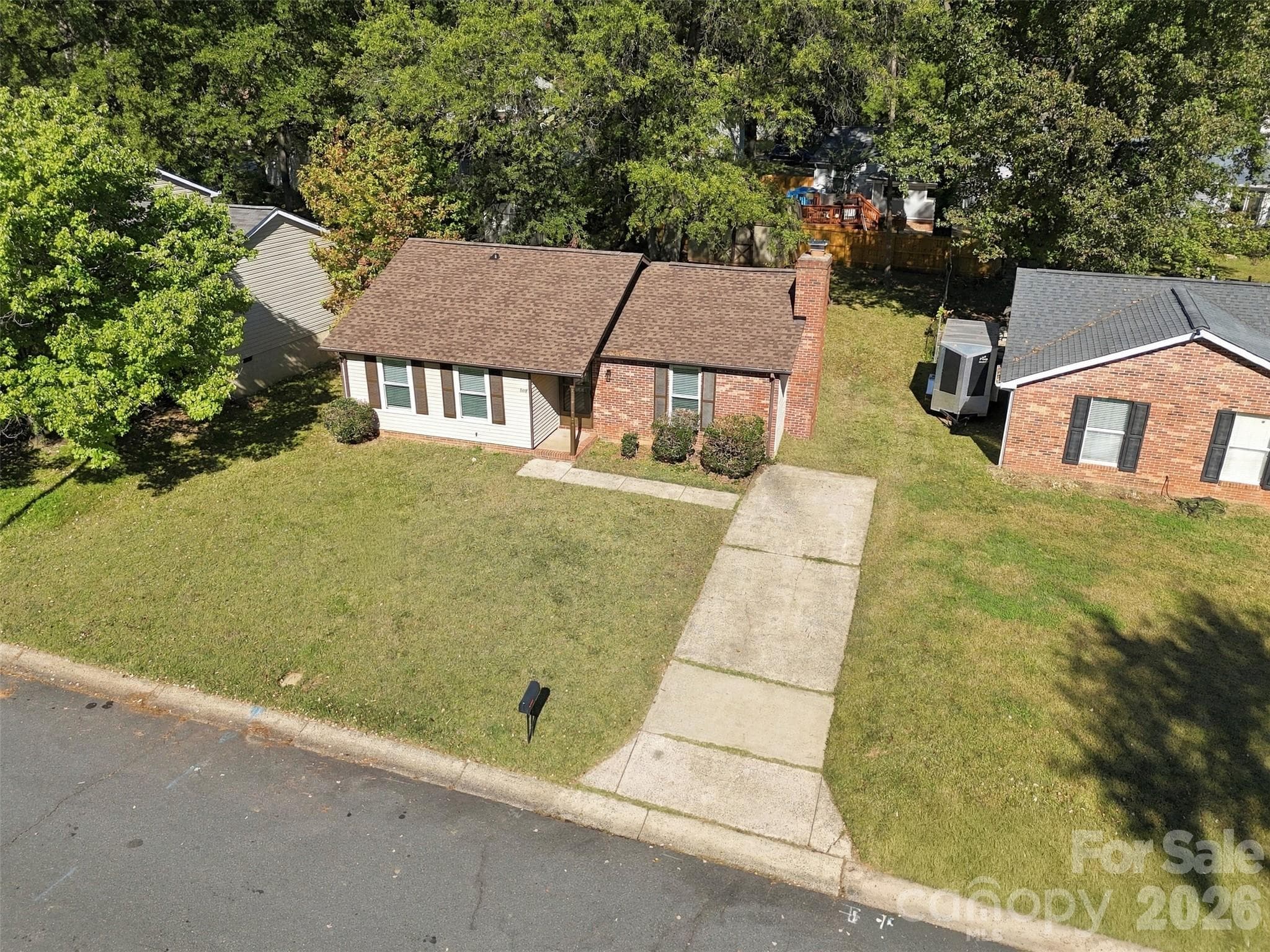 Single Family Residence at 5915 Sunset Chase Lane, Charlotte, photo 35 of 42